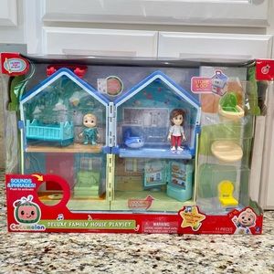 NEW CoComelon Deluxe Family Playhouse Set